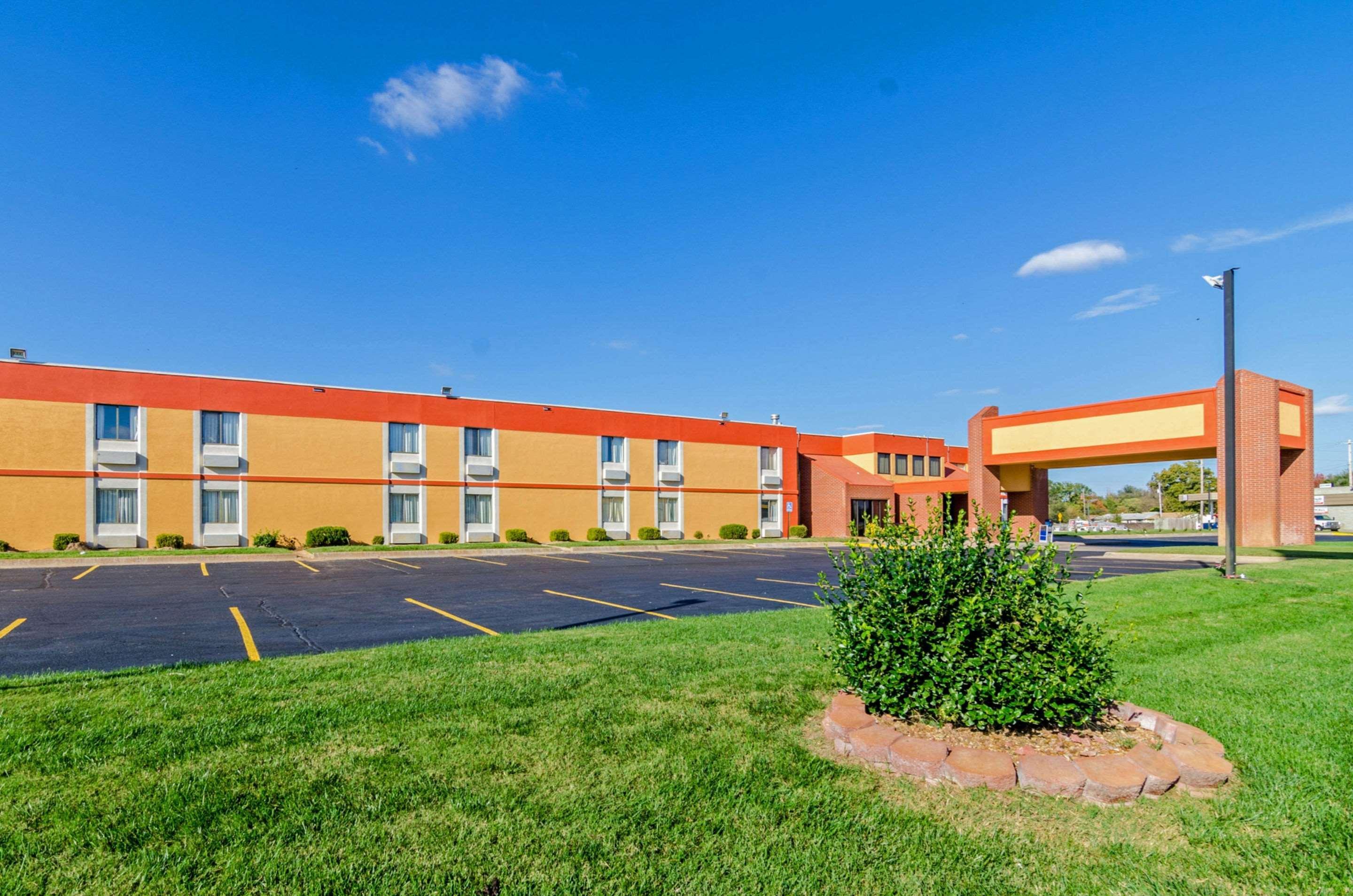 Quality Inn South Wichita Exterior photo