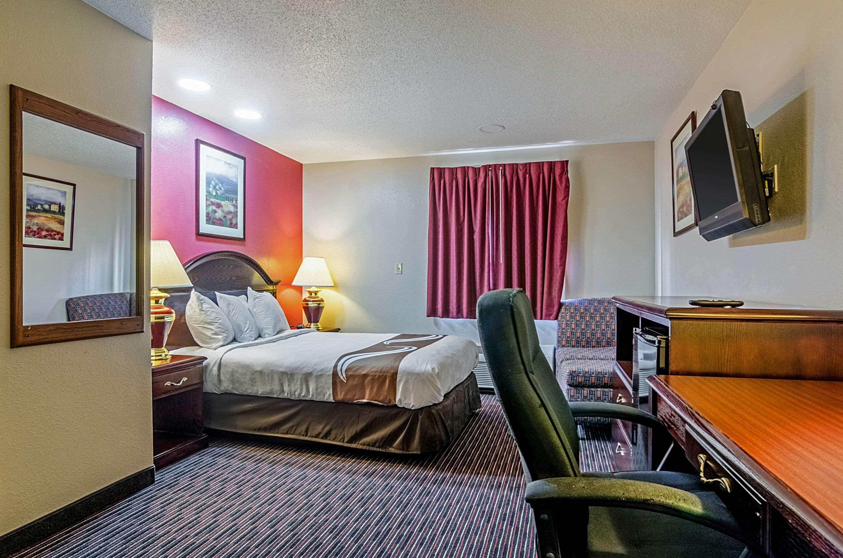 Quality Inn South Wichita Exterior photo